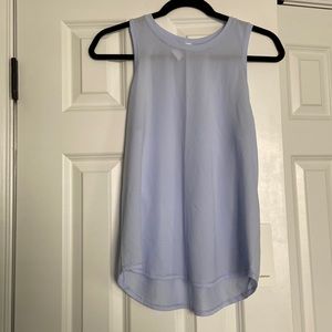 NWT Lululemon high neck run and train tank top - size 8, light purple